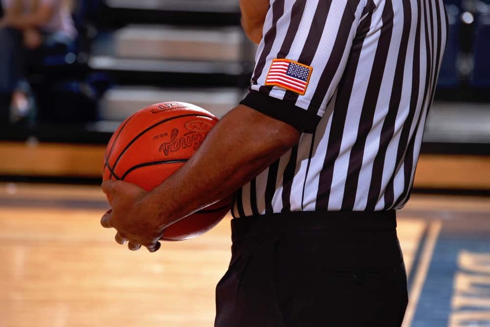 How To Referee Basketball: Guide to Being a Good Officiating Ref Every