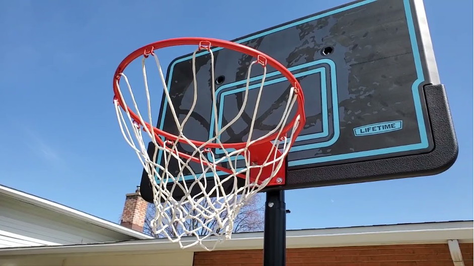 What Are the Best Portable Basketball Hoop Backboard Materials to Use